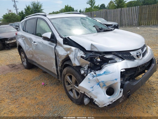 2015 Toyota Rav4 Xle მანქანა იყიდება აუქციონზე, vin: JTMRFREV2FJ046785, აუქციონის ნომერი: 46046065