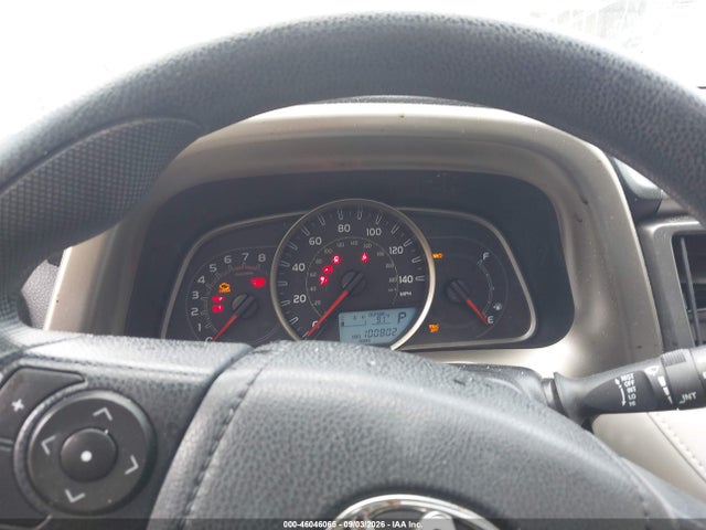 2015 Toyota Rav4 Xle მანქანა იყიდება აუქციონზე, vin: JTMRFREV2FJ046785, აუქციონის ნომერი: 46046065