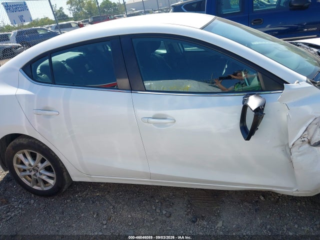 Продажа на аукционе авто 2017 Mazda Mazda3 Sport, vin: 3MZBN1U79HM104564, номер лота: 46046089