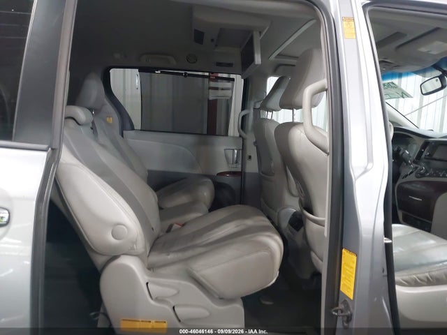 2013 Toyota Sienna Xle V6 8 Passenger მანქანა იყიდება აუქციონზე, vin: 5TDYK3DC2DS291476, აუქციონის ნომერი: 46046146