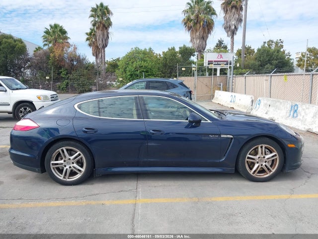 2012 Porsche Panamera Hybrid S მანქანა იყიდება აუქციონზე, vin: WP0AD2A7XCL045563, აუქციონის ნომერი: 46046161