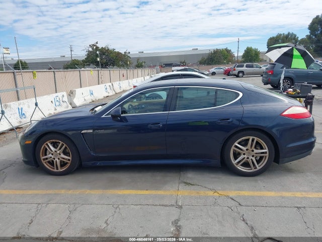 2012 Porsche Panamera Hybrid S მანქანა იყიდება აუქციონზე, vin: WP0AD2A7XCL045563, აუქციონის ნომერი: 46046161