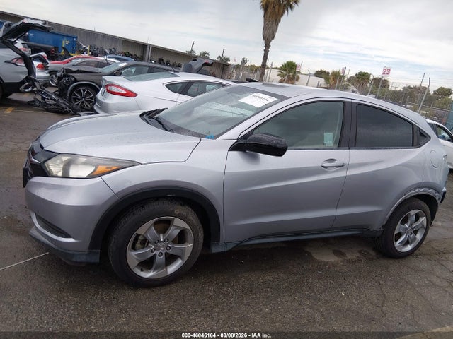 Honda HR-V LX 2018 3CZRU5H38JM715480 Image 15