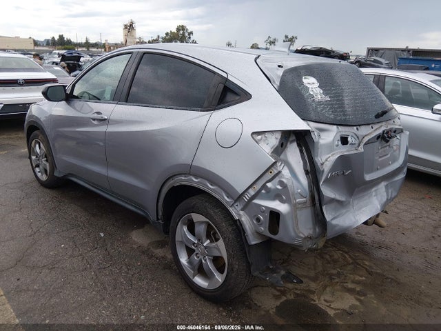 Honda HR-V LX 2018 3CZRU5H38JM715480 Image 3
