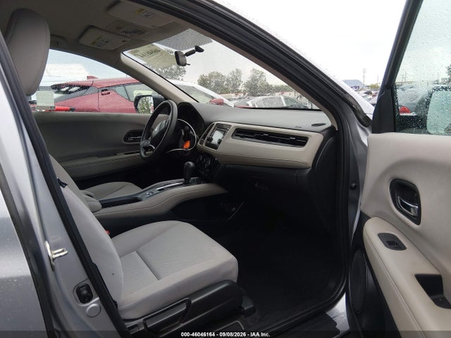 Honda HR-V LX 2018 3CZRU5H38JM715480 Image 5