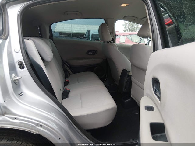 Honda HR-V LX 2018 3CZRU5H38JM715480 Image 8