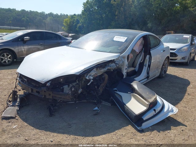 46046234 :رقم المزاد ، 5YJSA1E2XLF414124 vin ، 2020 Tesla Model S Long Range Dual Motor All-wheel Drive/long Range Plus Dual Motor All-wheel Drive مزاد بيع