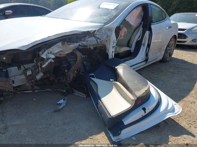 46046234 :رقم المزاد ، 5YJSA1E2XLF414124 vin ، 2020 Tesla Model S Long Range Dual Motor All-wheel Drive/long Range Plus Dual Motor All-wheel Drive مزاد بيع