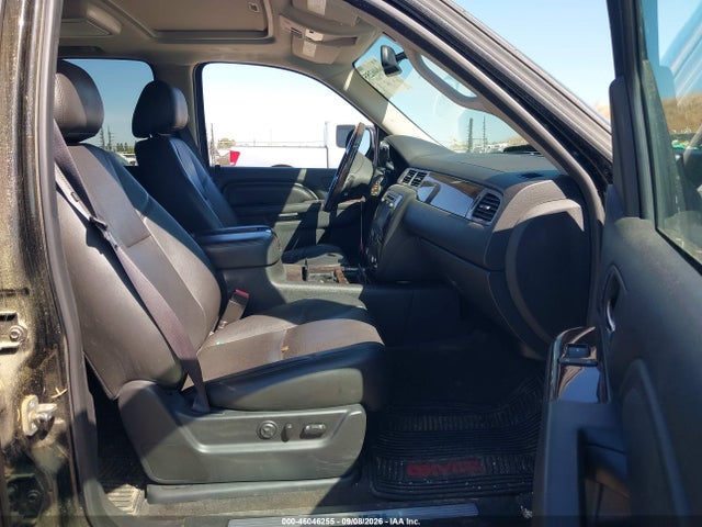 46046255 :رقم المزاد ، 1GKS2EEF3ER136756 vin ، 2014 Gmc Yukon Denali مزاد بيع