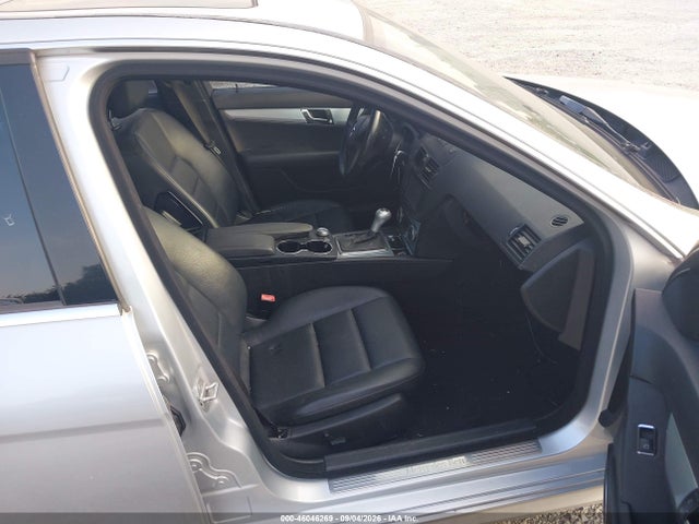 Продаж на аукціоні авто 2008 Mercedes-benz C 300 Luxury 4matic/sport 4matic, vin: WDDGF81X68F142116, номер лоту: 46046269