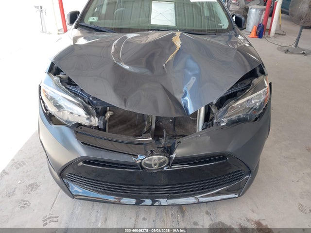 46046278 :رقم المزاد ، 5YFBURHEXJP742088 vin ، 2018 Toyota Corolla L/se مزاد بيع