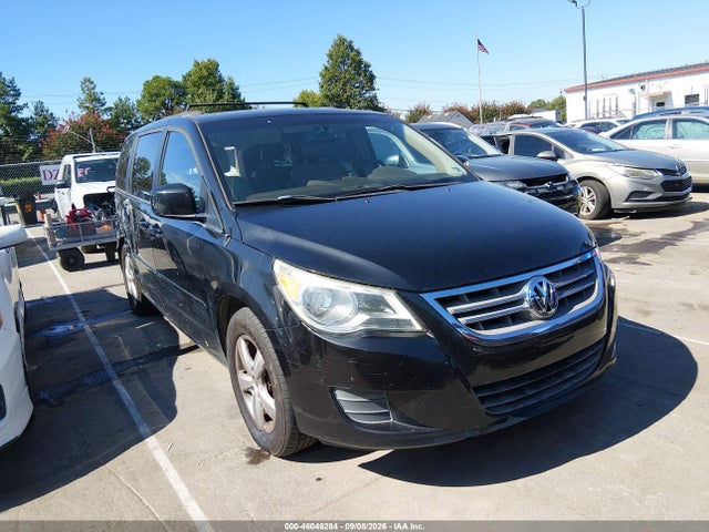 2011 Volkswagen Routan Se მანქანა იყიდება აუქციონზე, vin: 2V4RW3DG3BR670817, აუქციონის ნომერი: 46046284