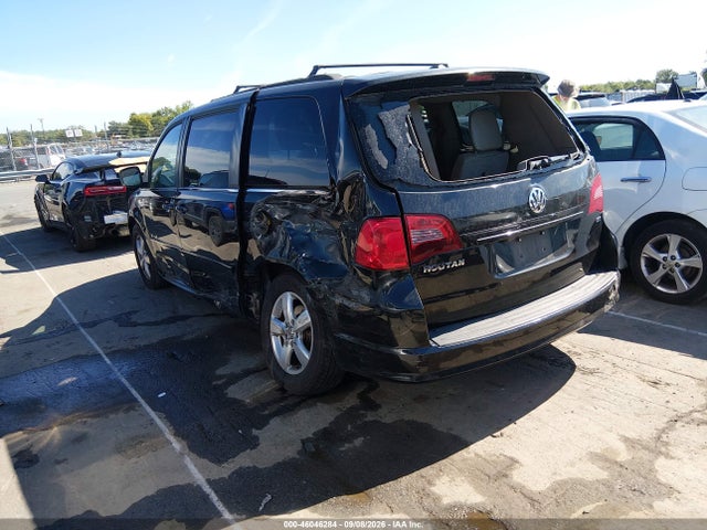 2011 Volkswagen Routan Se მანქანა იყიდება აუქციონზე, vin: 2V4RW3DG3BR670817, აუქციონის ნომერი: 46046284