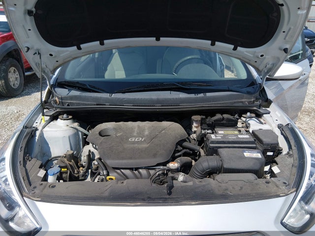 46046285 :رقم المزاد ، KMHCT4AE7HU208205 vin ، 2017 Hyundai Accent Se مزاد بيع