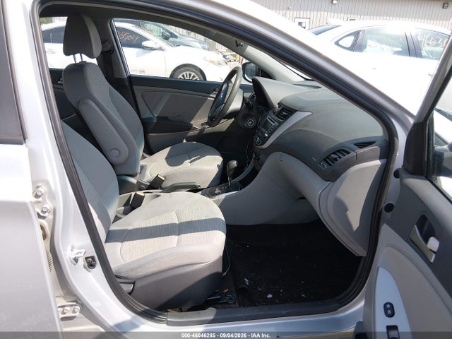 46046285 :رقم المزاد ، KMHCT4AE7HU208205 vin ، 2017 Hyundai Accent Se مزاد بيع