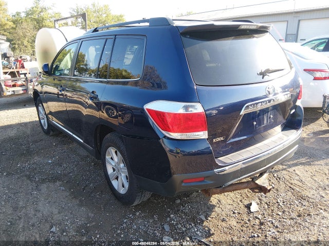 46046294 :رقم المزاد ، 5TDBK3EH5DS224824 vin ، 2013 Toyota Highlander Se V6 مزاد بيع
