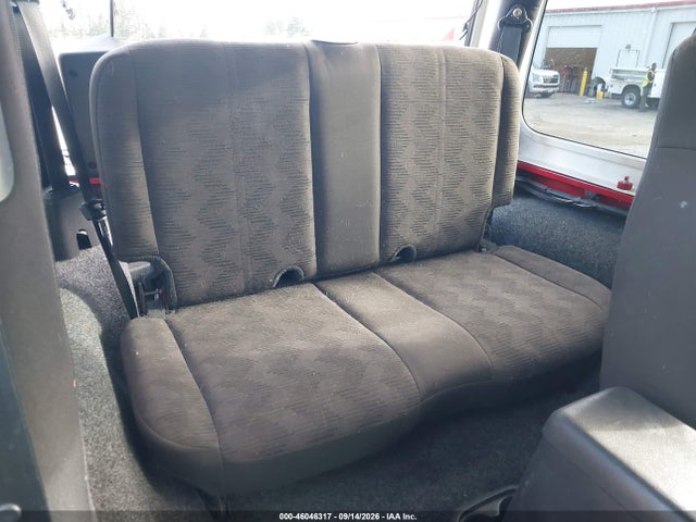 46046317 :رقم المزاد ، 1J4FA69S44P728863 vin ، 2004 Jeep Wrangler Rubicon مزاد بيع