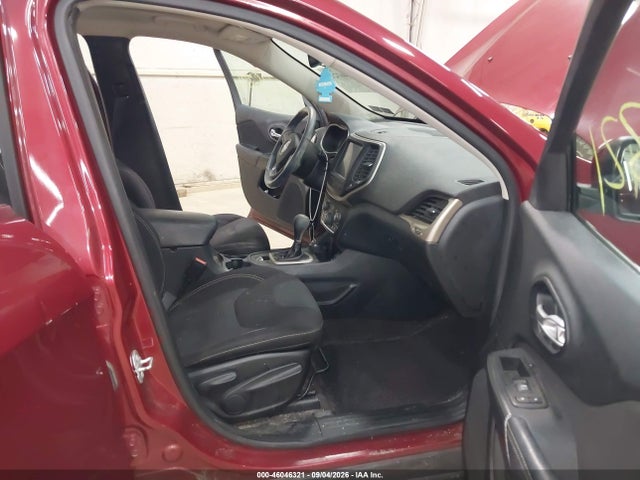 Продажа на аукционе авто 2016 Jeep Cherokee Latitude, vin: 1C4PJMCBXGW269548, номер лота: 46046321