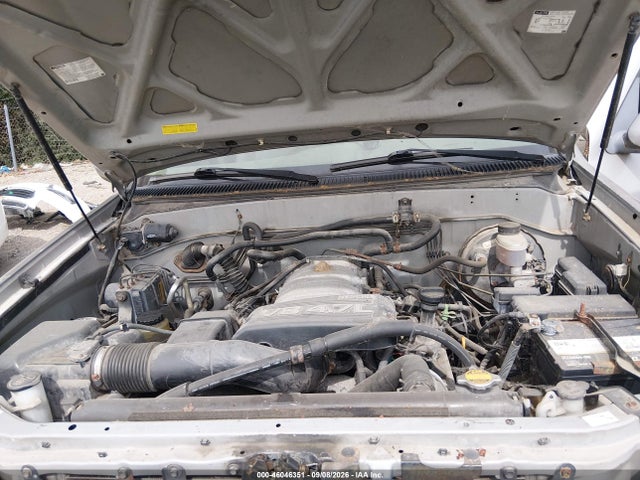 Продажа на аукционе авто 2004 Toyota Sequoia Sr5 V8, vin: 5TDBT44A34S223923, номер лота: 46046351