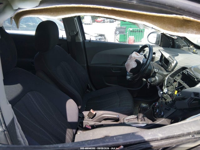 46046385 :رقم المزاد ، 1G1JE6SB5F4101973 vin ، 2015 Chevrolet Sonic Ltz Auto مزاد بيع