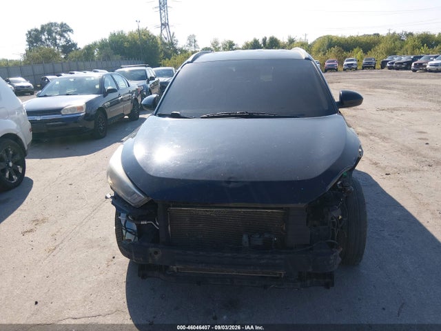 46046407 :رقم المزاد ، KM8J2CA44JU703950 vin ، 2018 Hyundai Tucson Se مزاد بيع