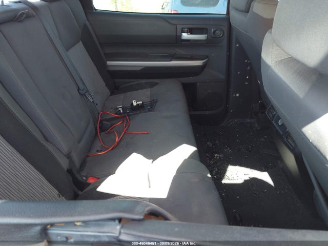 5TFEY5F10FX191799 Toyota Tundra Sr5 5.7l V8