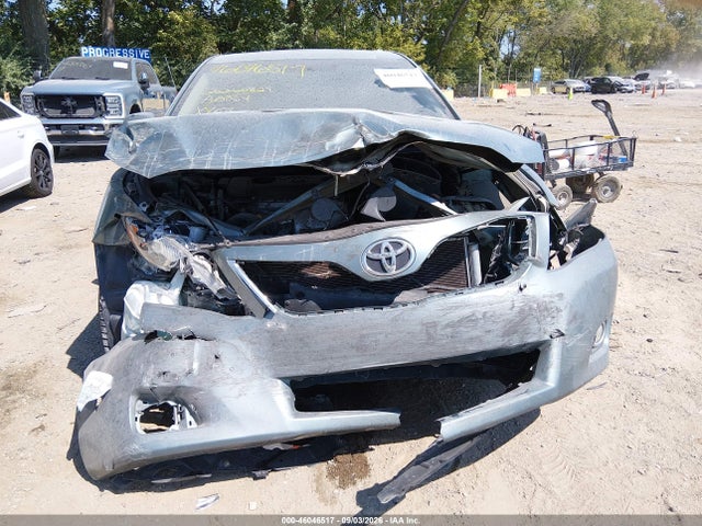 46046517 :رقم المزاد ، 4T1BF3EK2BU705067 vin ، 2011 Toyota Camry Xle مزاد بيع
