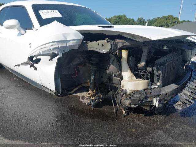 2013 Dodge Challenger Sxt მანქანა იყიდება აუქციონზე, vin: 2C3CDYAGXDH645773, აუქციონის ნომერი: 46046550