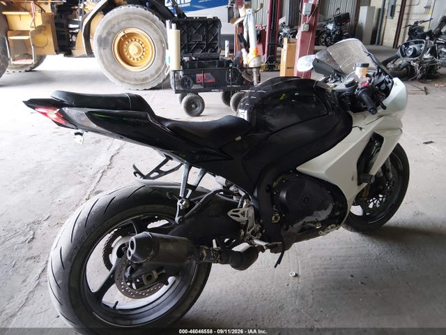 Продаж на аукціоні авто 2014 Suzuki Gsx-r1000, vin: JS1GT78A9E2100647, номер лоту: 46046558