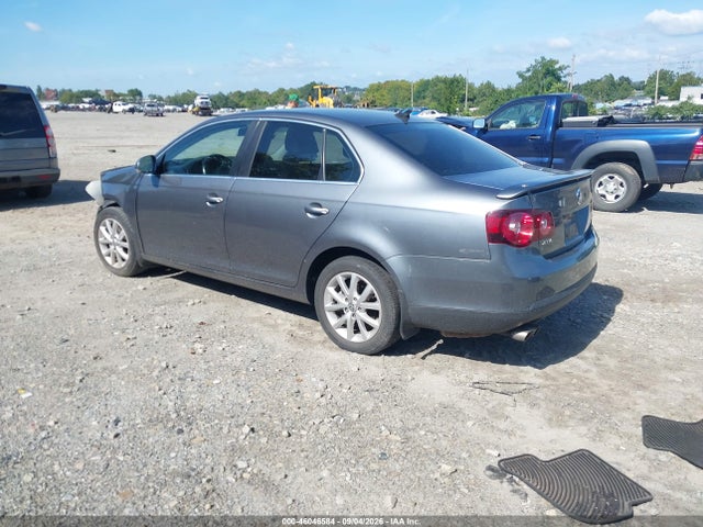 Продажа на аукционе авто 2010 Volkswagen Jetta Se, vin: 3VWRZ7AJ5AM047355, номер лота: 46046584