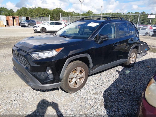 Toyota Rav4 Xle 2021 JTMP1RFV2MD076336 Image 2