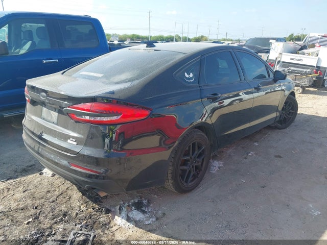 Ford FUSION SE 2019 3FA6P0HD4KR268409 Image 4