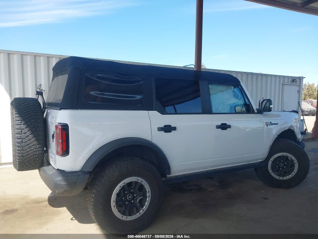 Продажа на аукционе авто 2023 Ford Bronco Badlands, vin: 1FMEE5DP2PLB93963, номер лота: 46046737