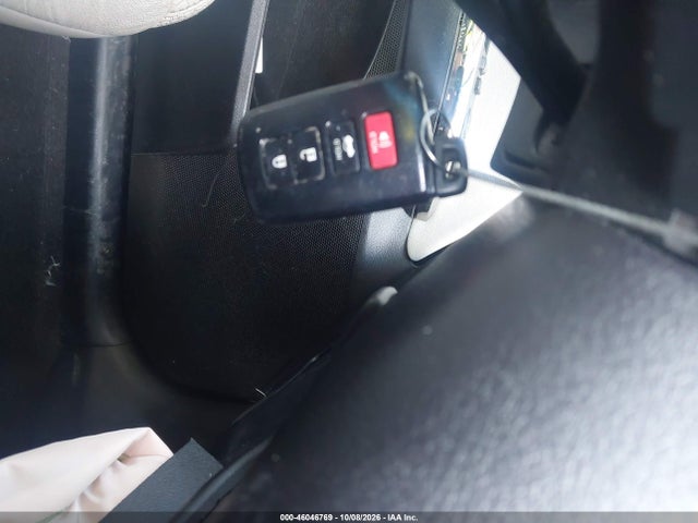 46046769 :رقم المزاد ، 4T1BK1EB4GU212580 vin ، 2016 Toyota Avalon Xle مزاد بيع