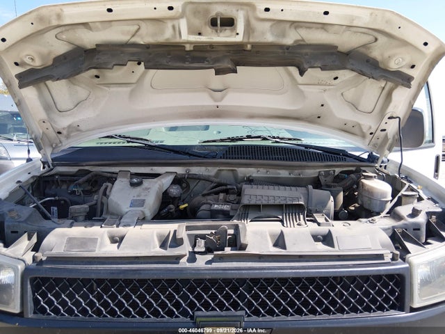 Chevrolet Express 2500 Work Van 2019 1GCWGAFG8K1301578 Image 10