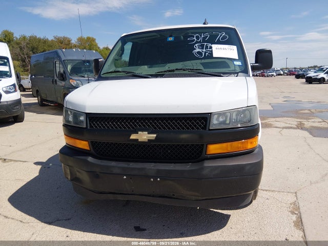 Chevrolet Express 2500 Work Van 2019 1GCWGAFG8K1301578 Image 11