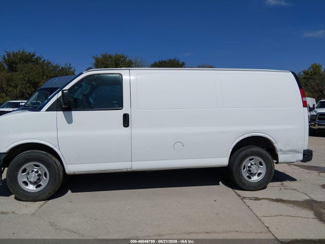 Chevrolet Express 2500 Work Van 2019 1GCWGAFG8K1301578 Image 13