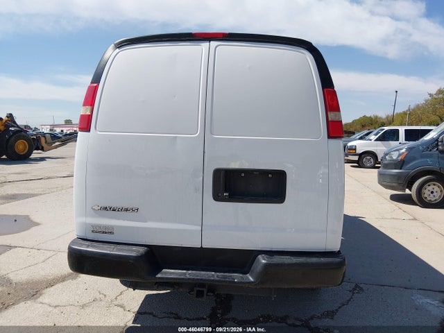 Chevrolet Express 2500 Work Van 2019 1GCWGAFG8K1301578 Image 15