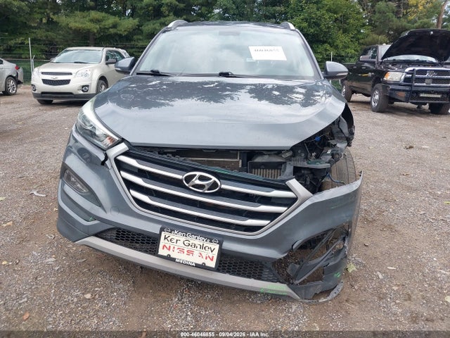 2017 Hyundai Tucson Sport მანქანა იყიდება აუქციონზე, vin: KM8J33A24HU520814, აუქციონის ნომერი: 46046855