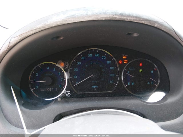46046868 :رقم المزاد ، 5TDKK4CC5AS322311 vin ، 2010 Toyota Sienna Le مزاد بيع
