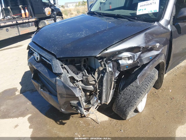 46046871 :رقم المزاد ، JTEMU5JR1M5937752 vin ، 2021 Toyota 4runner Sr5 مزاد بيع