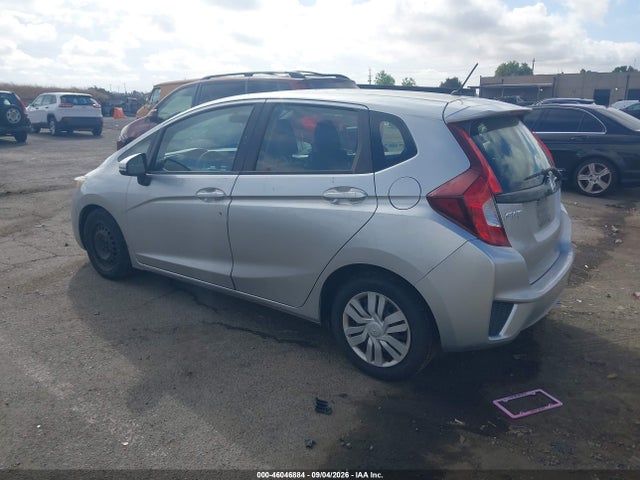 Honda FIT LX 2016 JHMGK5H58GX028358 Image 3