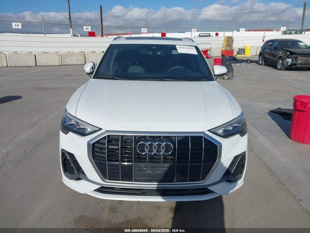 2020 Audi Q3 Premium 45 Tfsi S Line Quattro Tiptronic მანქანა იყიდება აუქციონზე, vin: WA1DECF32L1115858, აუქციონის ნომერი: 46046888