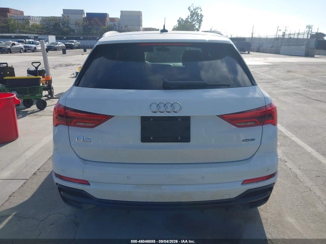 2020 Audi Q3 Premium 45 Tfsi S Line Quattro Tiptronic მანქანა იყიდება აუქციონზე, vin: WA1DECF32L1115858, აუქციონის ნომერი: 46046888