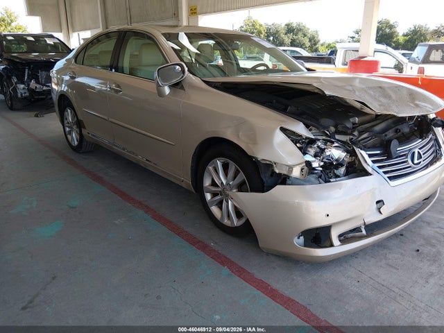 46046912 :رقم المزاد ، JTHBK1EG8B2415474 vin ، 2011 Lexus Es 350 مزاد بيع