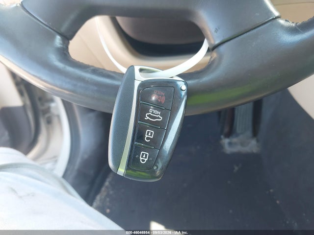 Aukcja sprzedaży 2015 Hyundai Genesis 3.8, vin: KMHGN4JEXFU073990, numer aukcji: 46046954