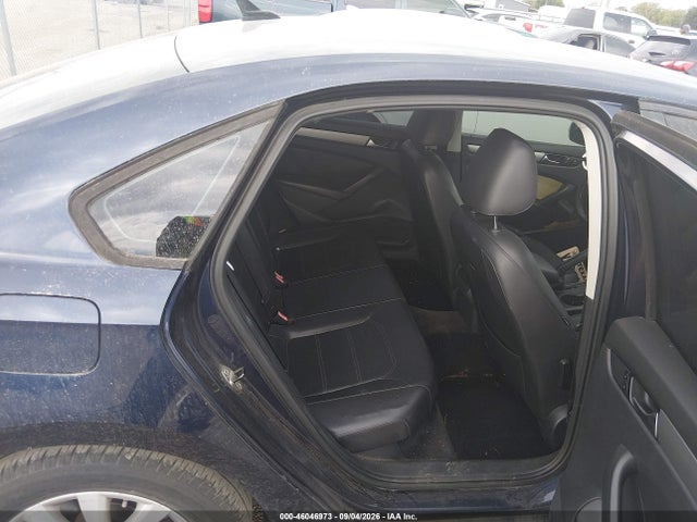 46046973 :رقم المزاد ، 1VWAT7A31EC102410 vin ، 2014 Volkswagen Passat 1.8t Wolfsburg Edition مزاد بيع