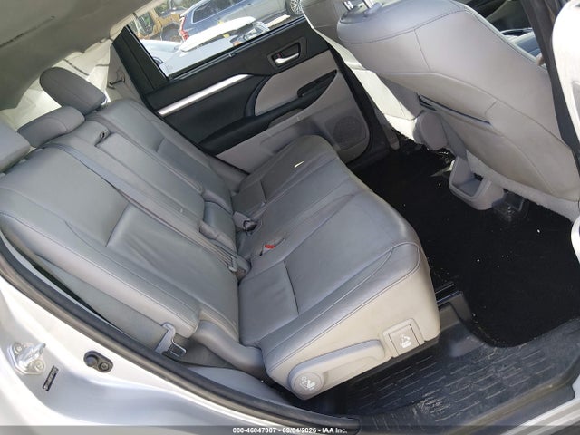 Продажа на аукционе авто 2014 Toyota Highlander Xle V6, vin: 5TDJKRFHXES024567, номер лота: 46047007