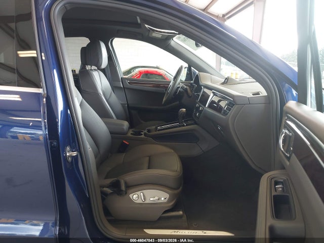 Продажа на аукционе авто 2024 Porsche Macan S, vin: WP1AG2A52RLB40163, номер лота: 46047043