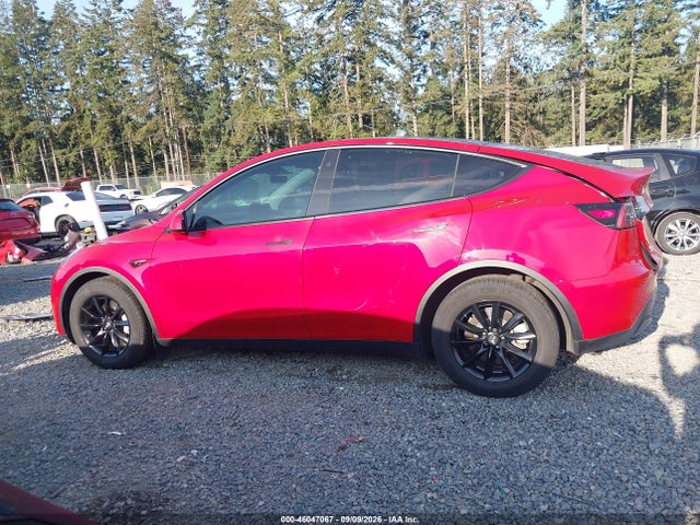 Продажа на аукционе авто 2021 Tesla Model Y Long Range Dual Motor All-wheel Drive, vin: 5YJYGDEE4MF240914, номер лота: 46047067